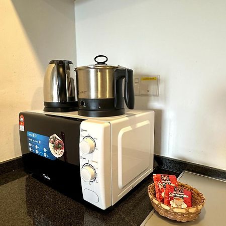 Landmark Stunning High Floor Coast View Studio #Netflix #Fast Wifi Tanjung Tokong Bagian luar foto