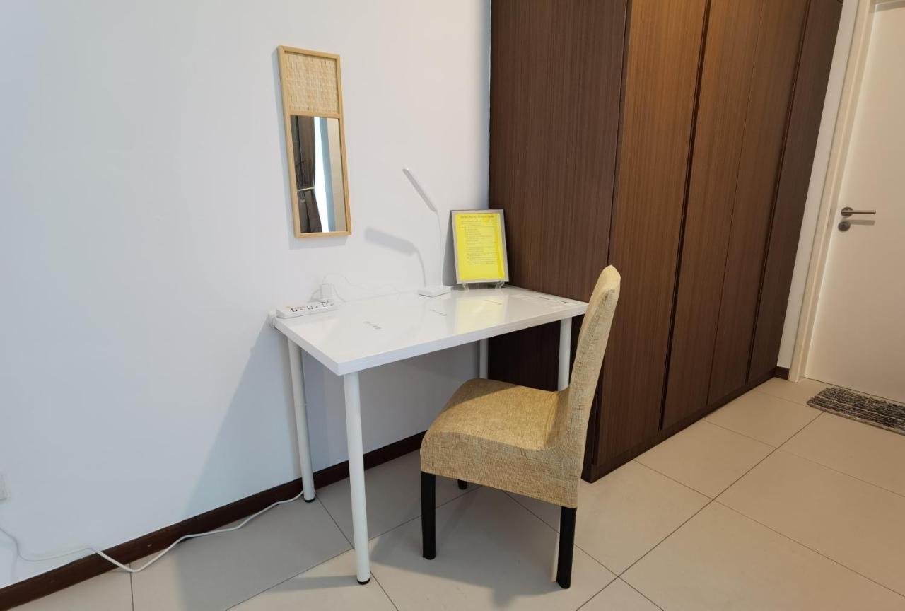 Landmark Stunning High Floor Coast View Studio #Netflix #Fast Wifi Tanjung Tokong Bagian luar foto