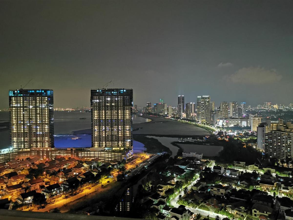 Landmark Stunning High Floor Coast View Studio #Netflix #Fast Wifi Tanjung Tokong Bagian luar foto