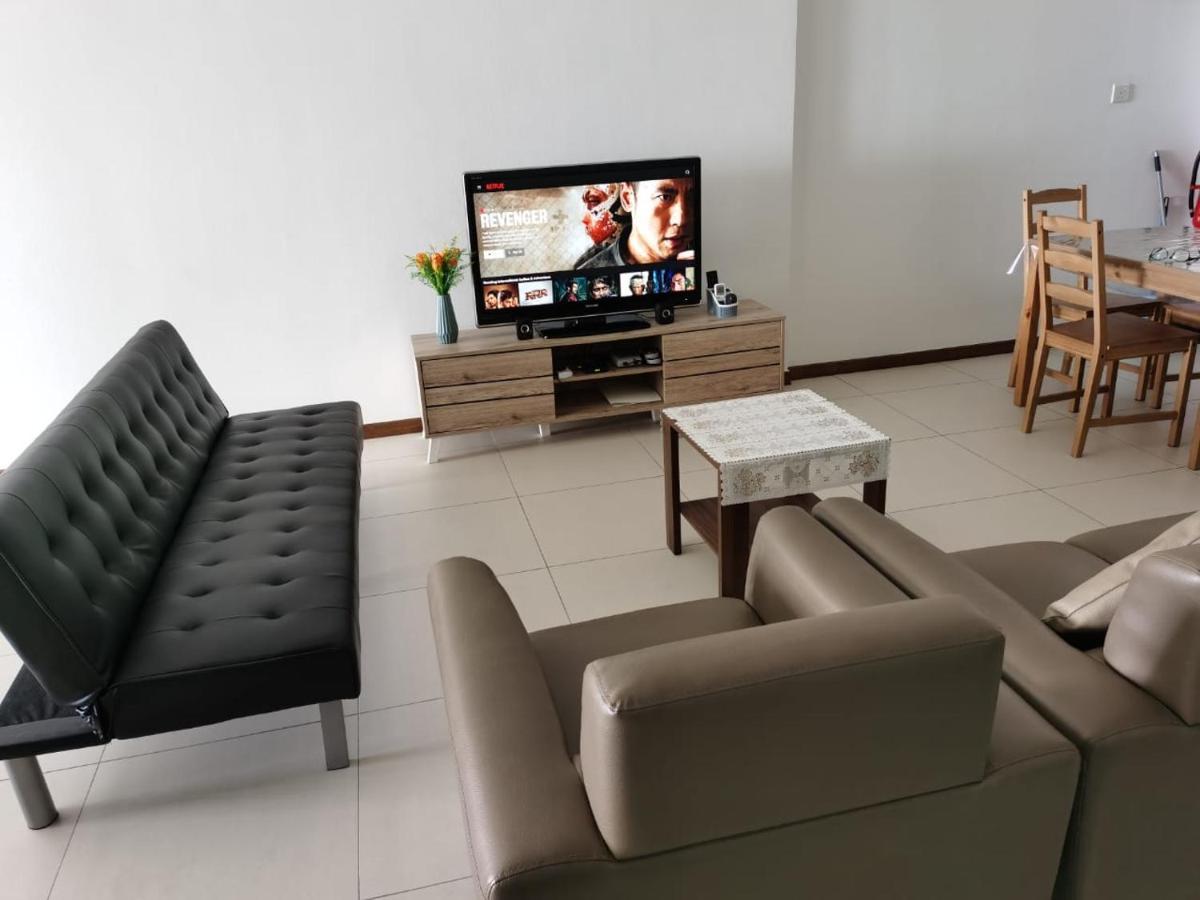 Landmark Stunning High Floor Coast View Studio #Netflix #Fast Wifi Tanjung Tokong Bagian luar foto